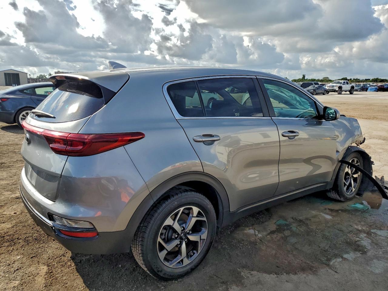 2020 KIA SPORTAGE LX photo 5
