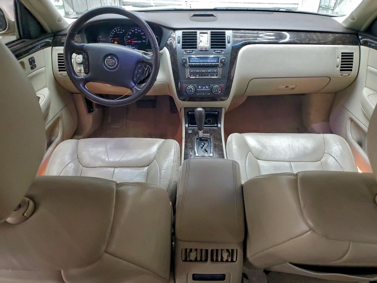 2008 CADILLAC DTS photo 8
