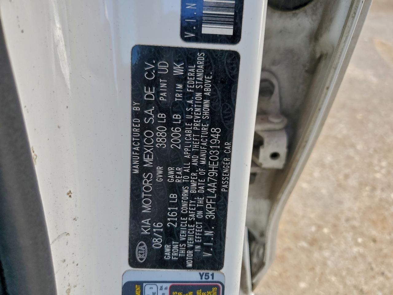 2017 KIA FORTE LX photo 12