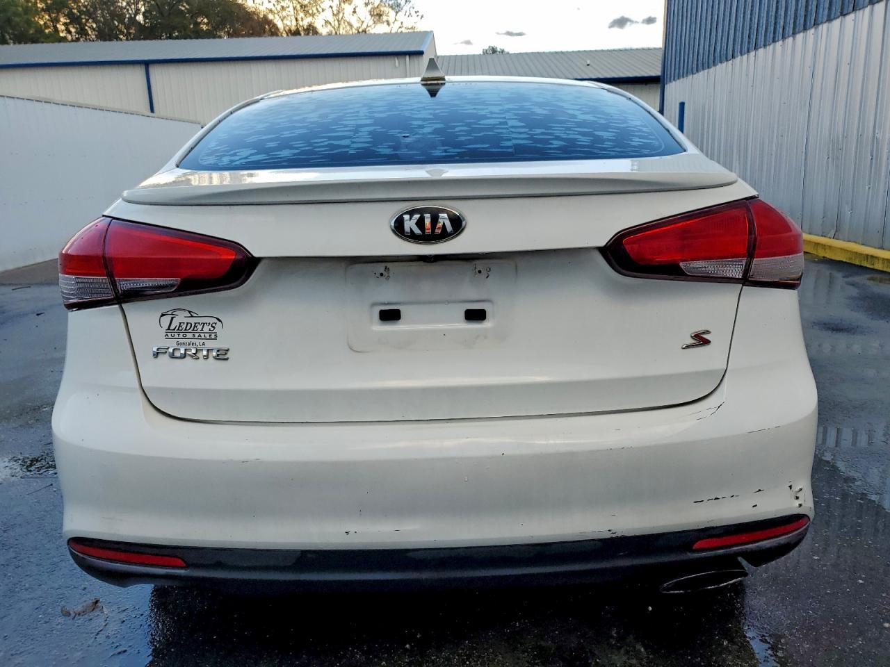 2017 KIA FORTE LX photo 6