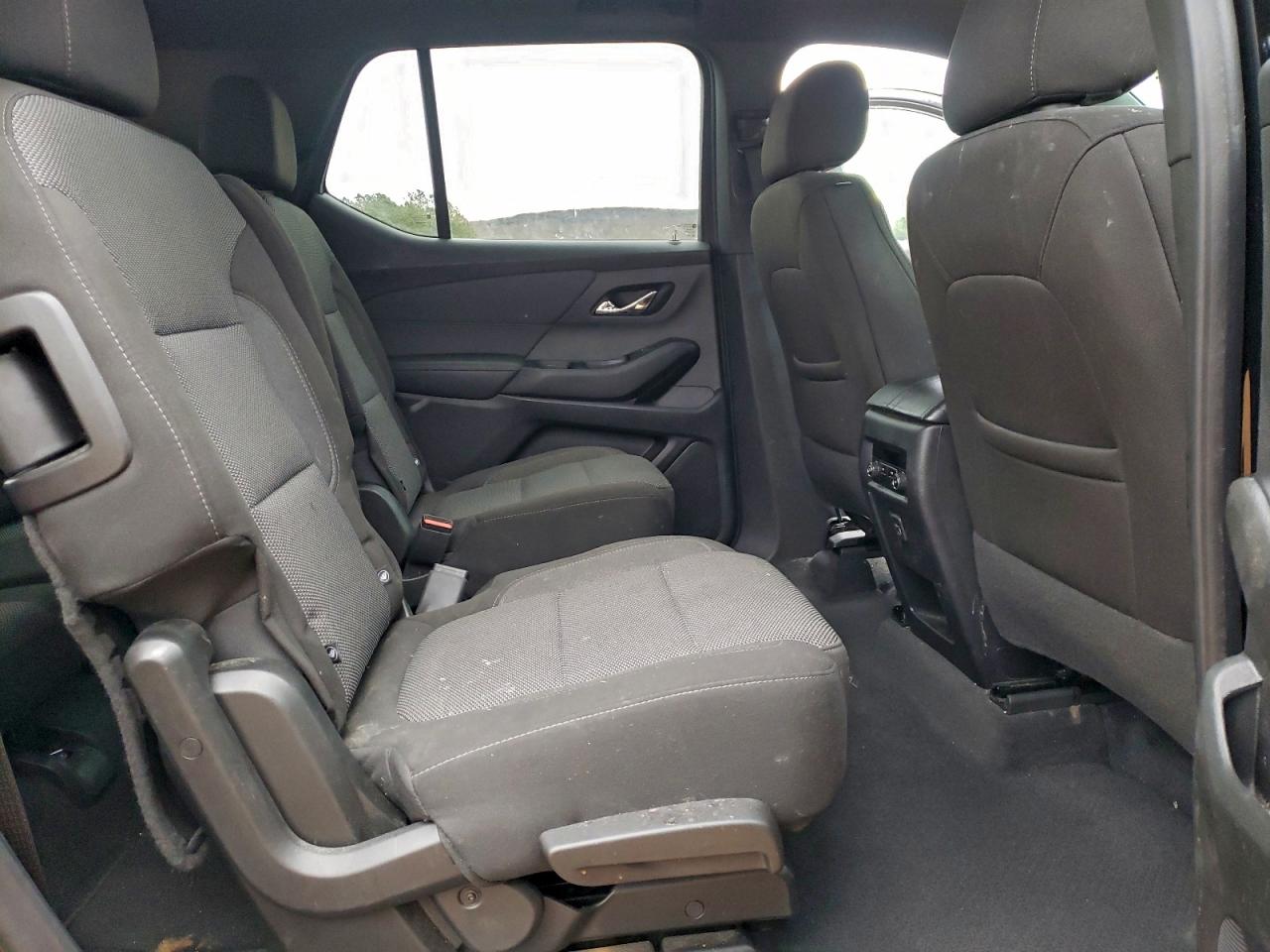 2023 CHEVROLET TRAVERSE LT photo 11