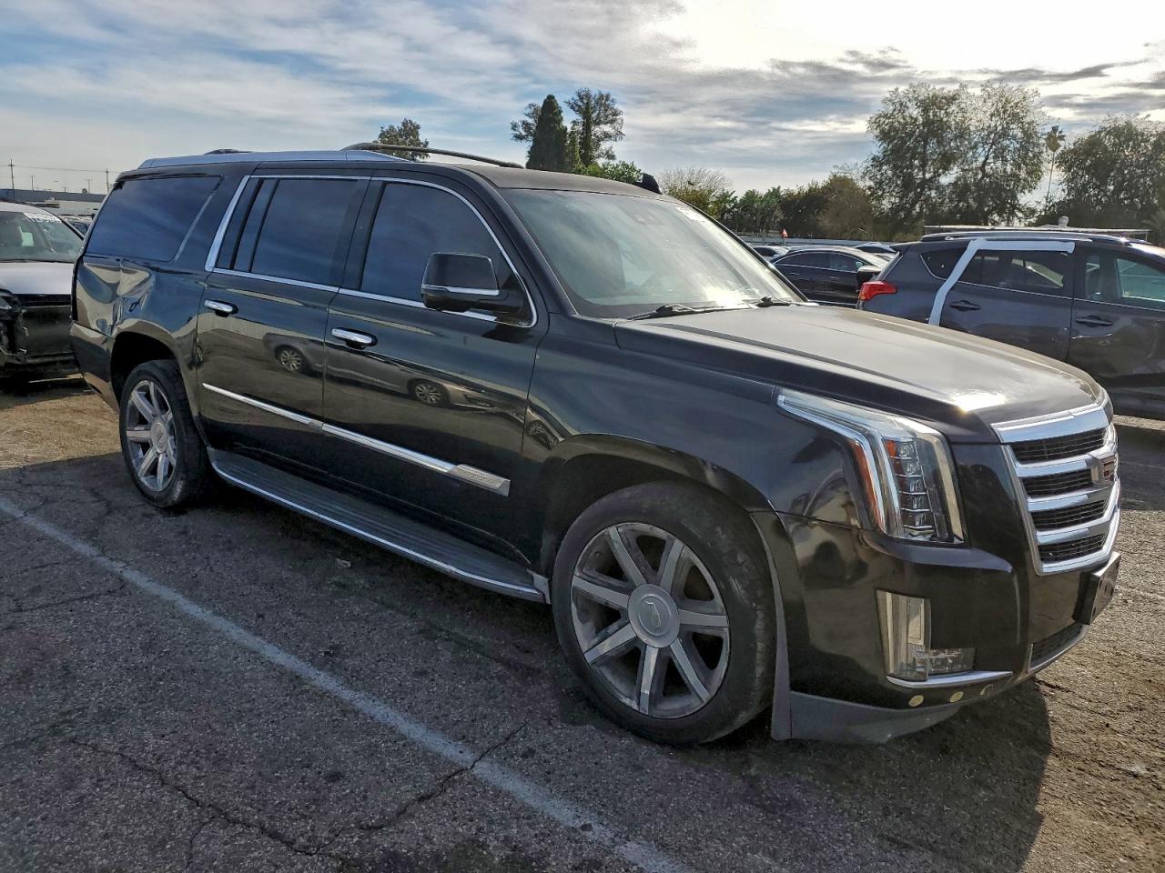 2016 CADILLAC ESCALADE ESV LUXURY photo 7