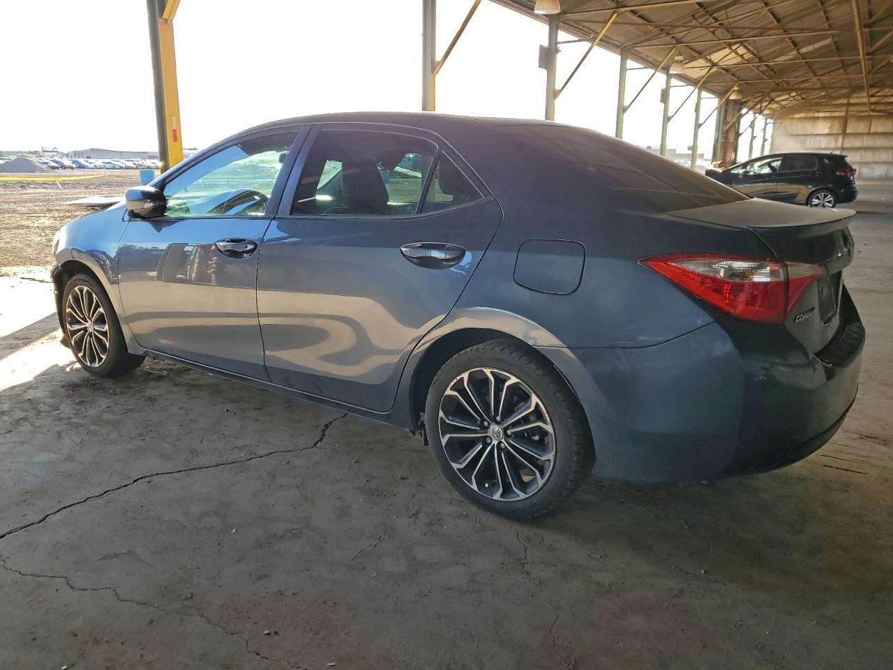 2015 TOYOTA COROLLA L photo 4