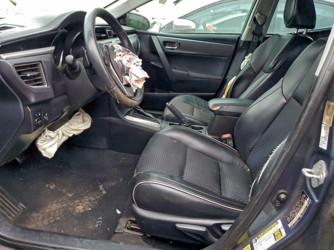 2015 TOYOTA COROLLA L photo 19