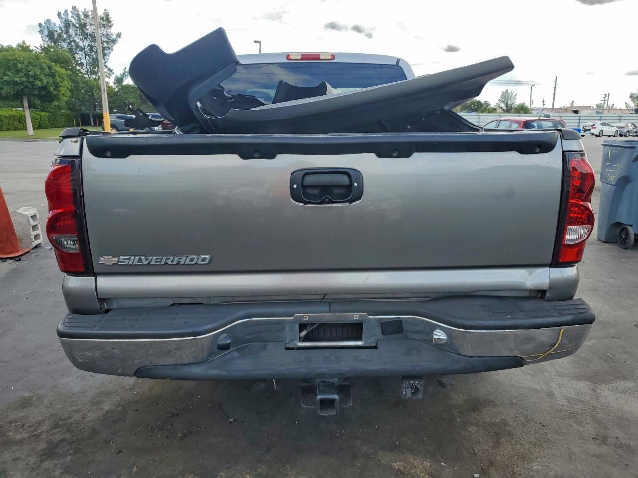 2006 CHEVROLET SILVERADO C1500 photo 6