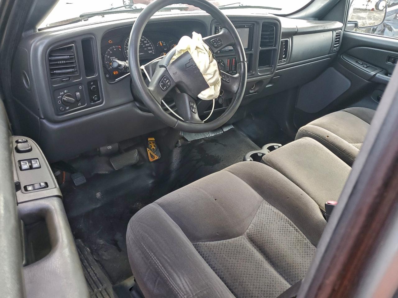 2006 CHEVROLET SILVERADO C1500 photo 8