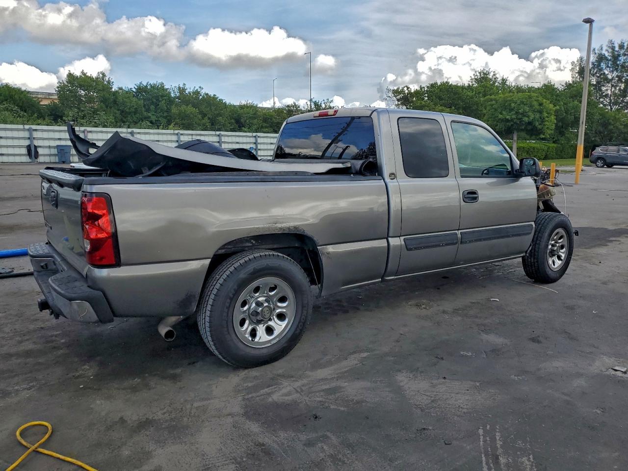 2006 CHEVROLET SILVERADO C1500 photo 3