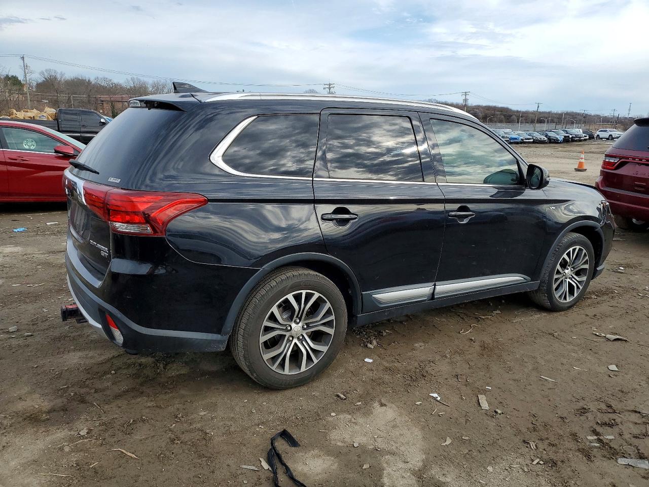 2018 MITSUBISHI OUTLANDER GT photo 7