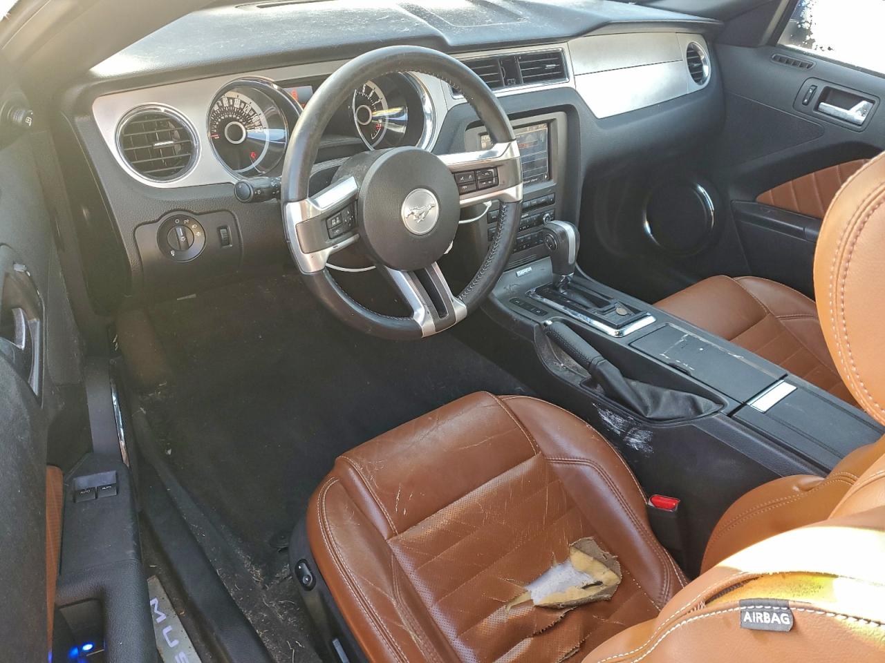 2013 FORD MUSTANG photo 8