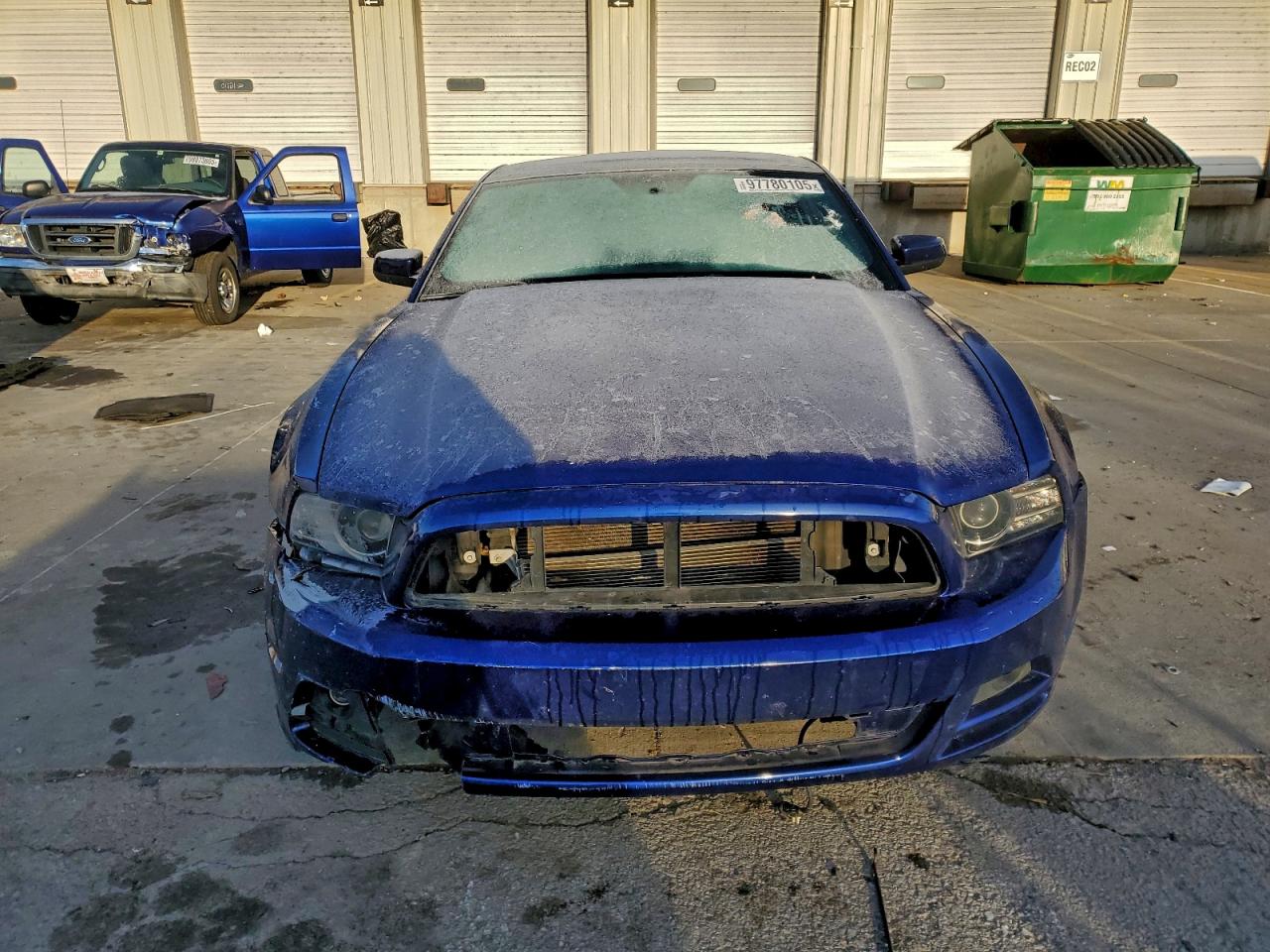 2013 FORD MUSTANG photo 5
