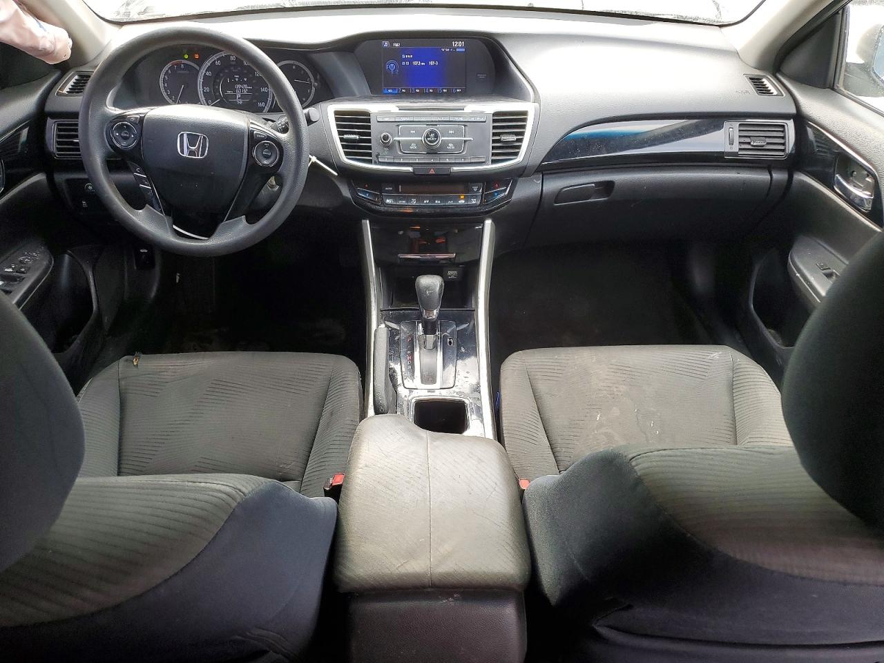 2017 HONDA ACCORD LX photo 8
