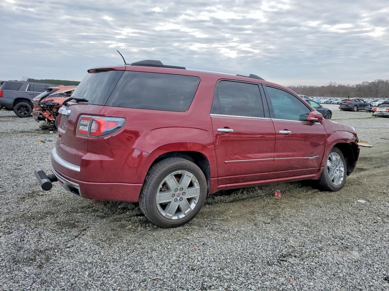 2016 GMC ACADIA DENALI photo 3