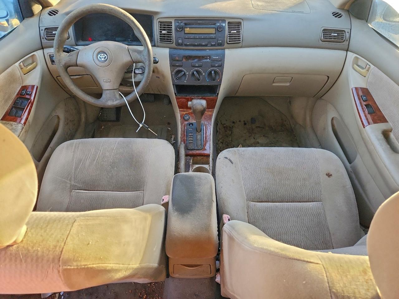 2005 TOYOTA COROLLA CE photo 8
