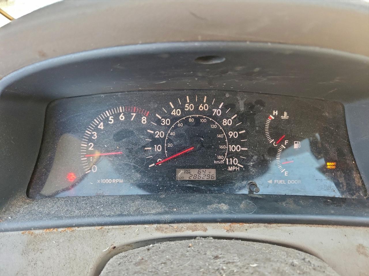 2005 TOYOTA COROLLA CE photo 9