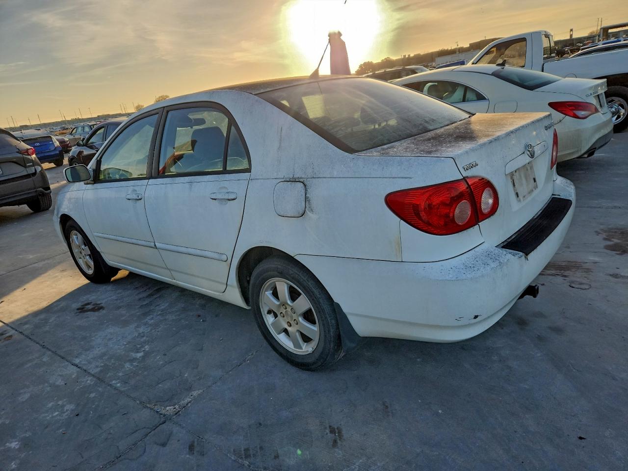 2005 TOYOTA COROLLA CE photo 2