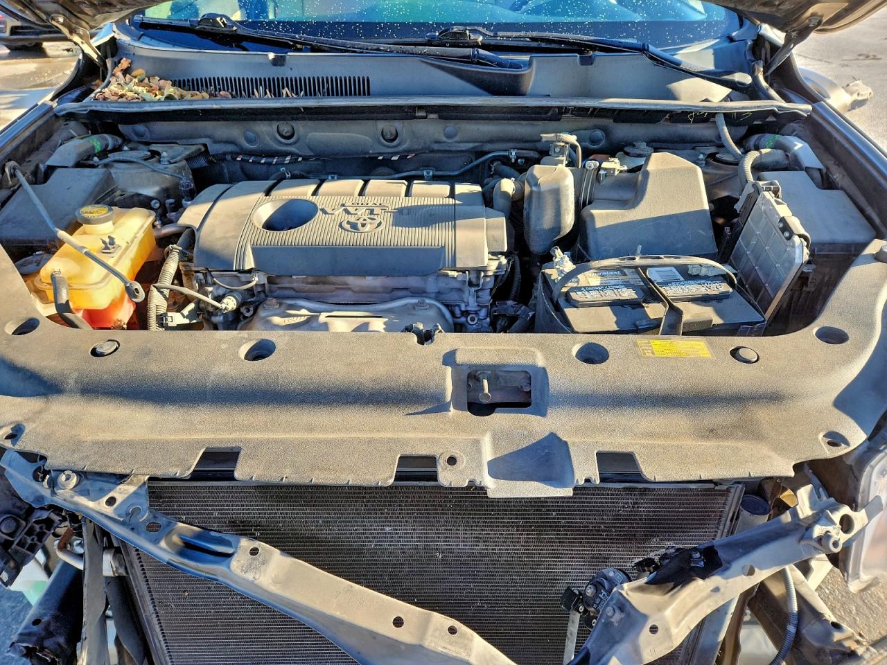 2011 TOYOTA RAV4 photo 12