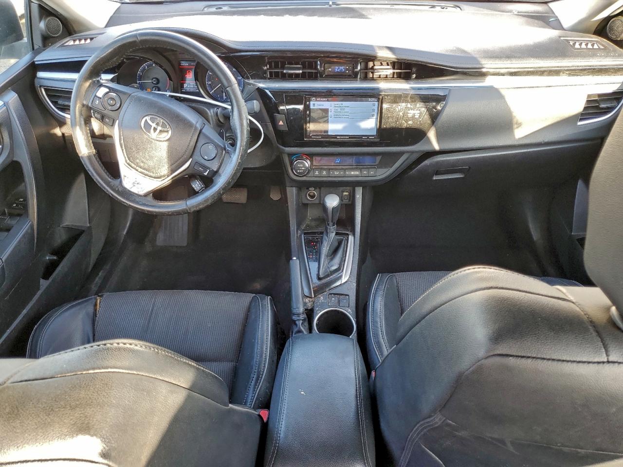 2014 TOYOTA COROLLA L photo 8