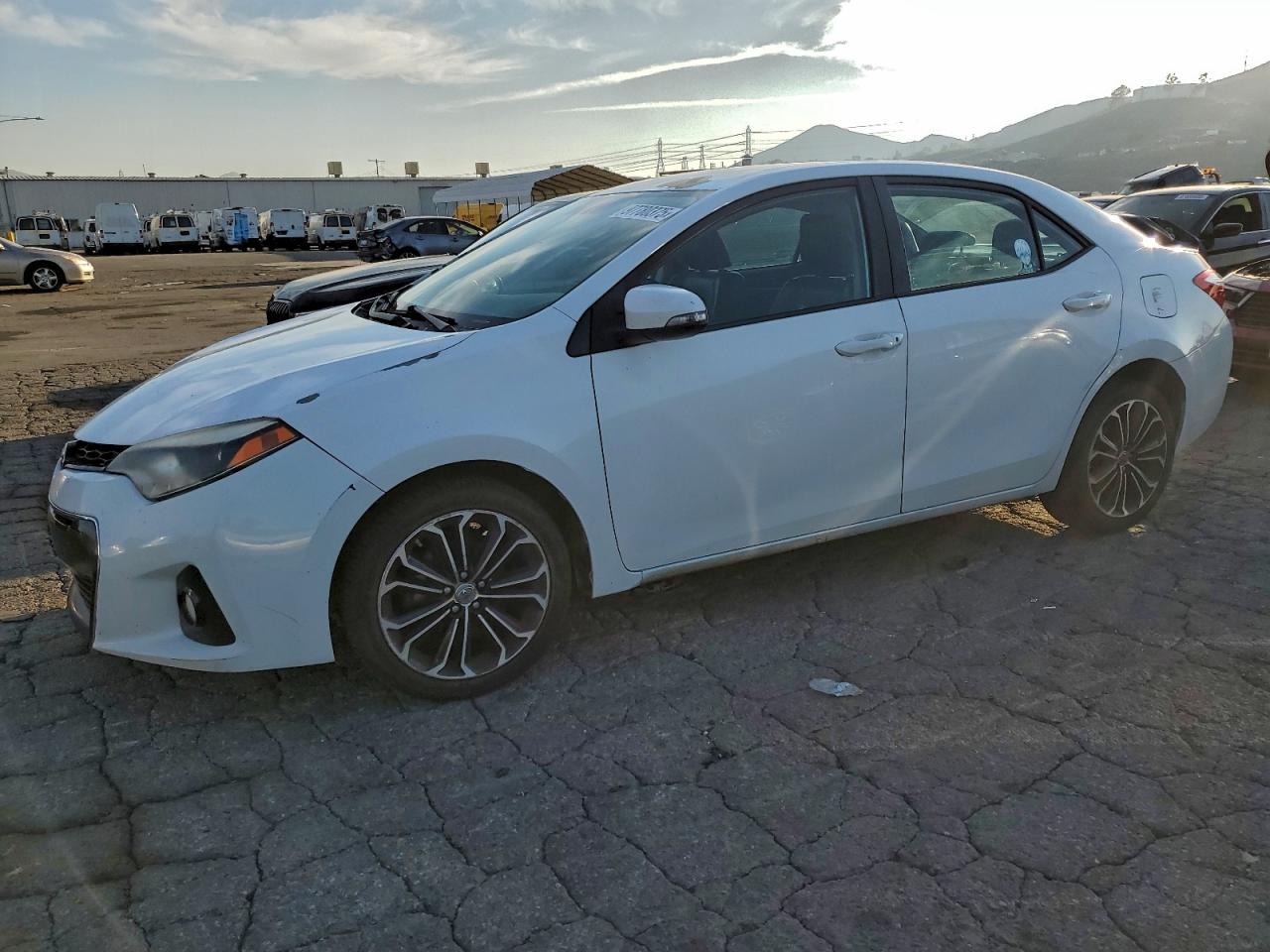 2014 TOYOTA COROLLA