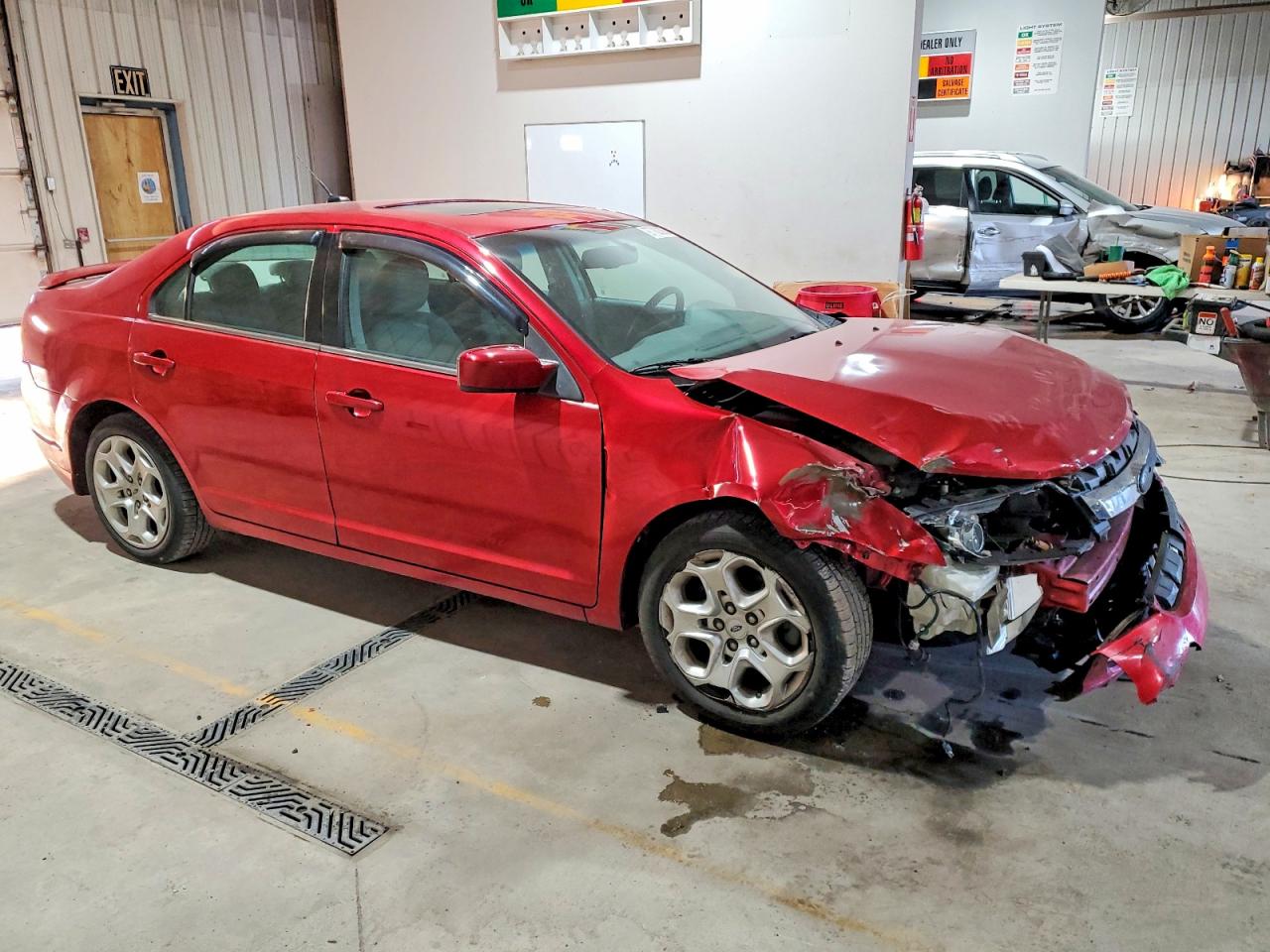 2010 FORD FUSION SE photo 4