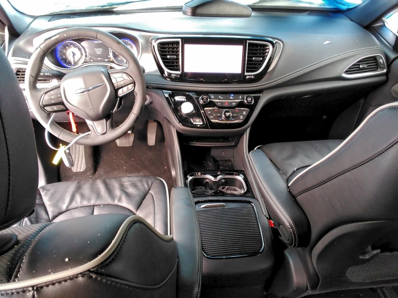 2026 CHRYSLER PACIFICA LIMITED photo 8