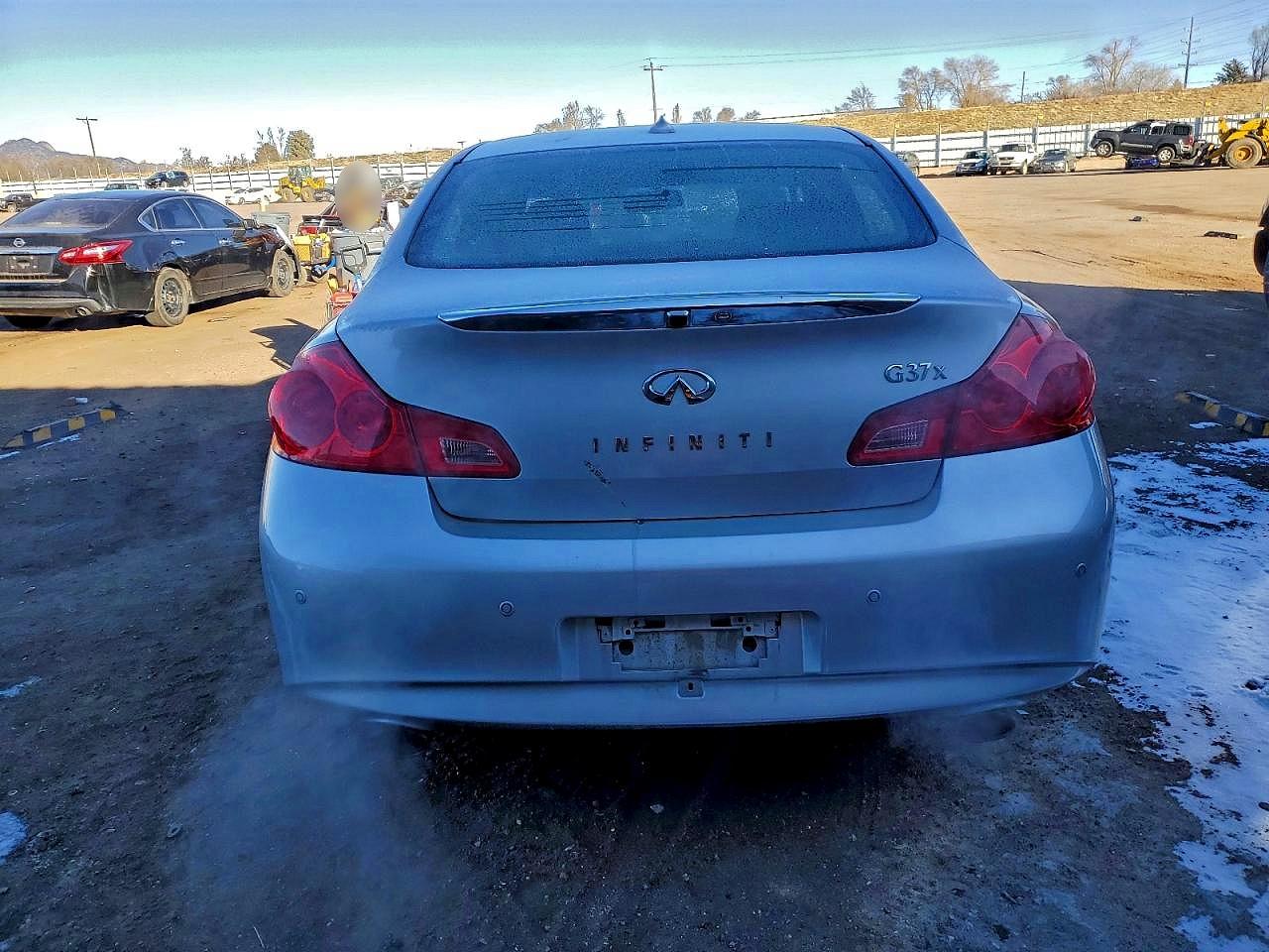 2013 INFINITI G37 photo 11