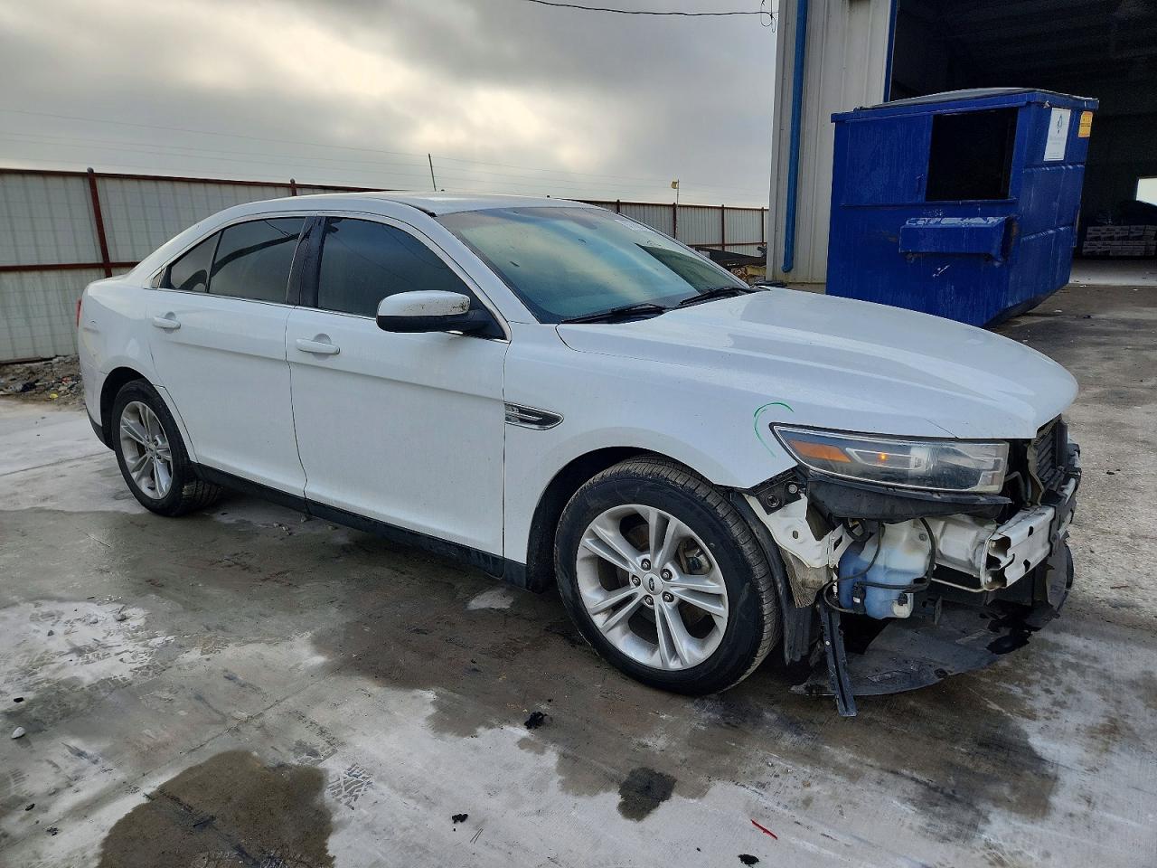2014 FORD TAURUS SEL photo 10