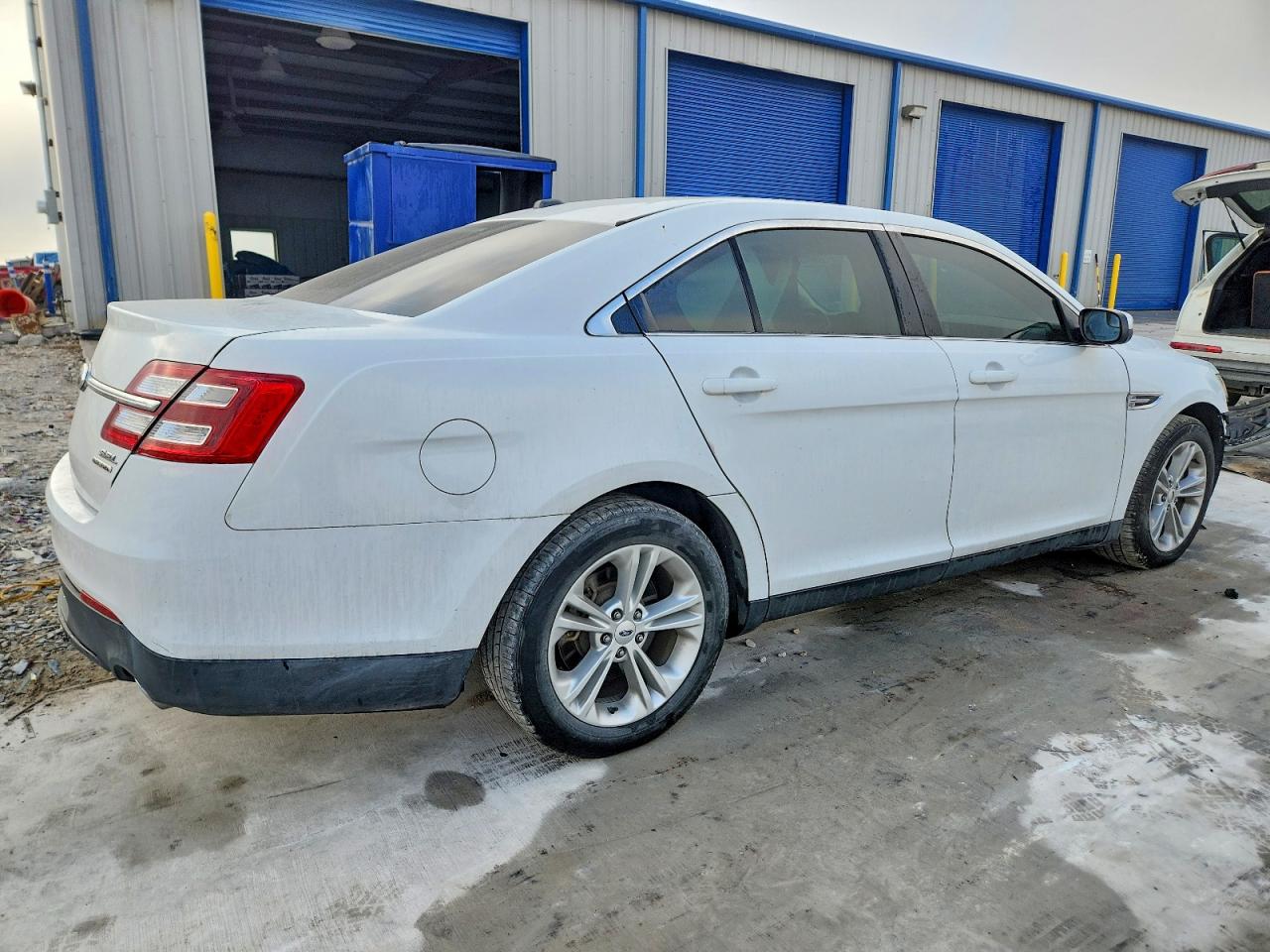 2014 FORD TAURUS SEL photo 7