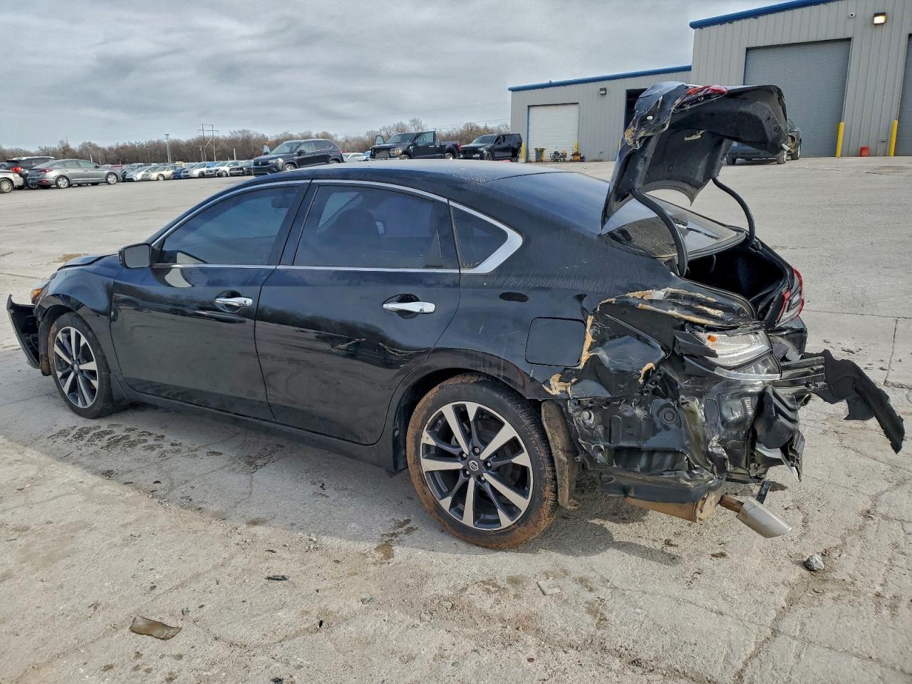 2017 NISSAN ALTIMA 2.5 photo 2