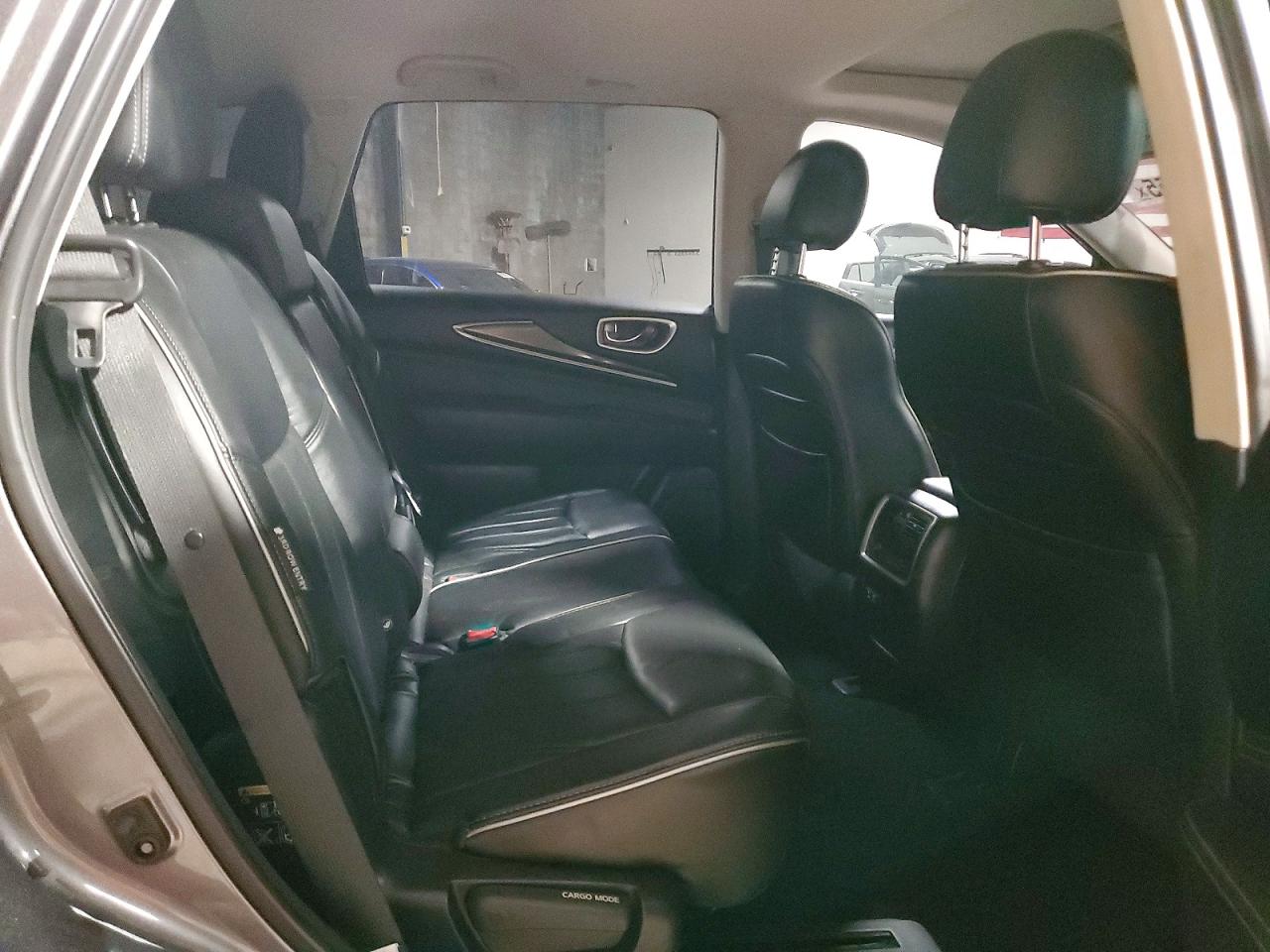 2020 INFINITI QX60 LUXE photo 31