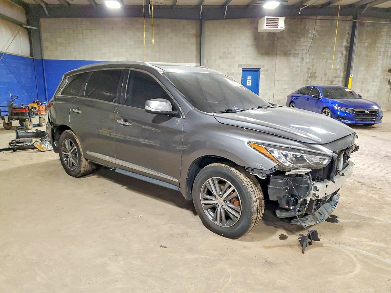 2020 INFINITI QX60 LUXE photo 10