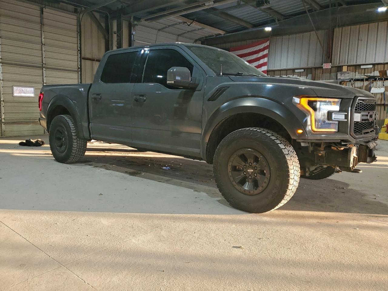 2018 FORD F150 RAPTOR photo 4
