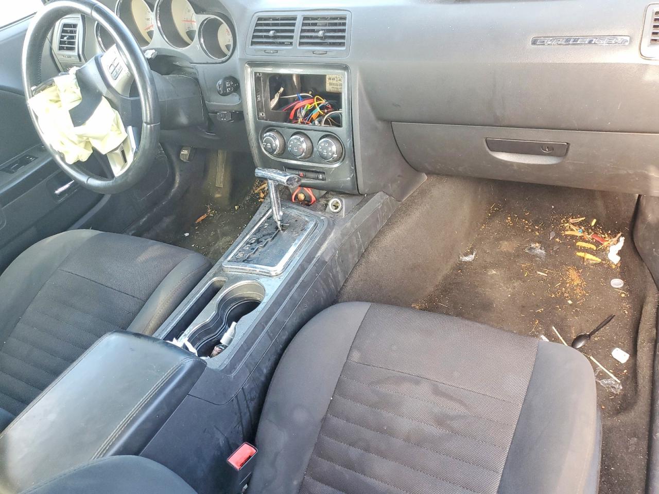 2012 DODGE CHALLENGER SXT photo 8