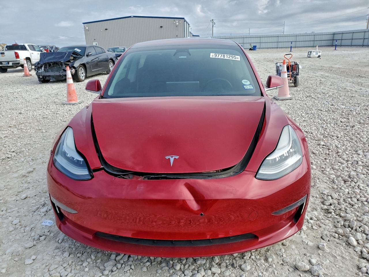 2018 TESLA MODEL 3 photo 5