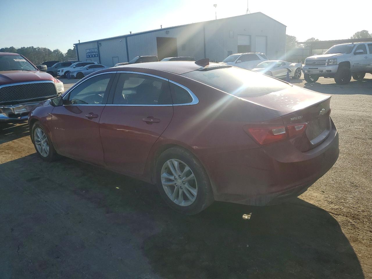 2018 CHEVROLET MALIBU LT photo 3