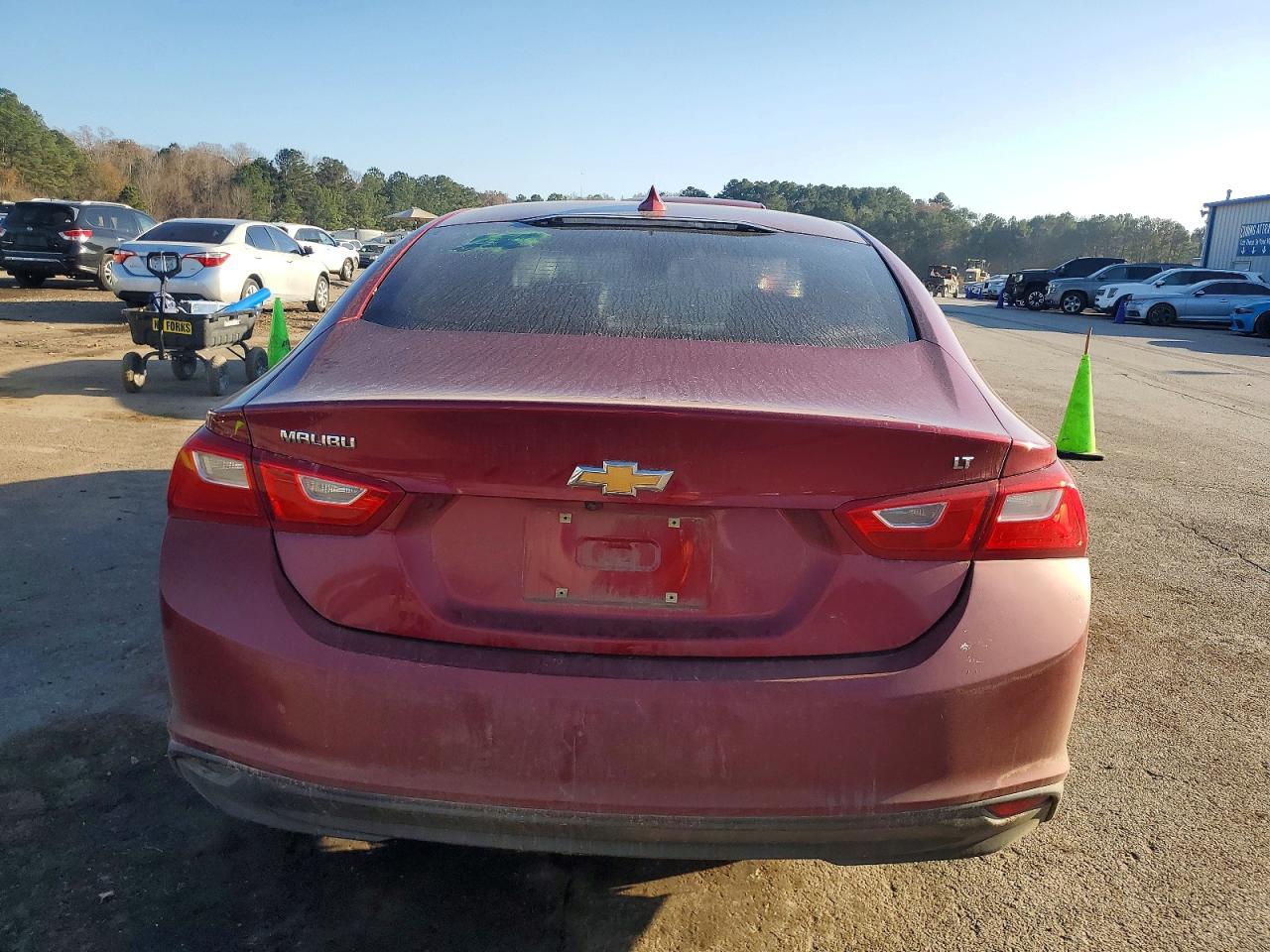 2018 CHEVROLET MALIBU LT photo 11