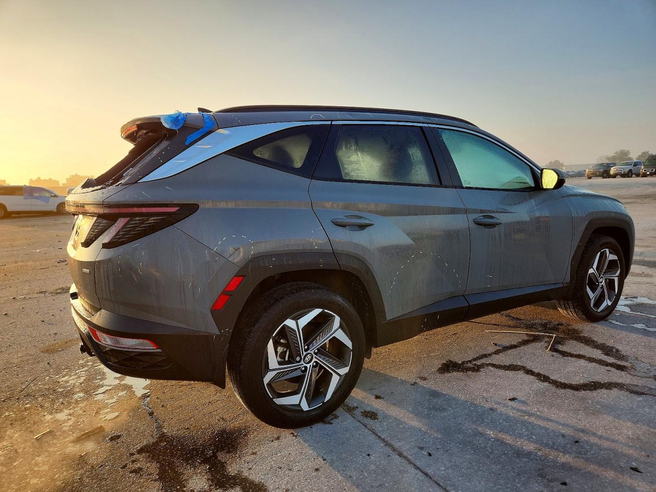 2024 HYUNDAI TUCSON SEL photo 3