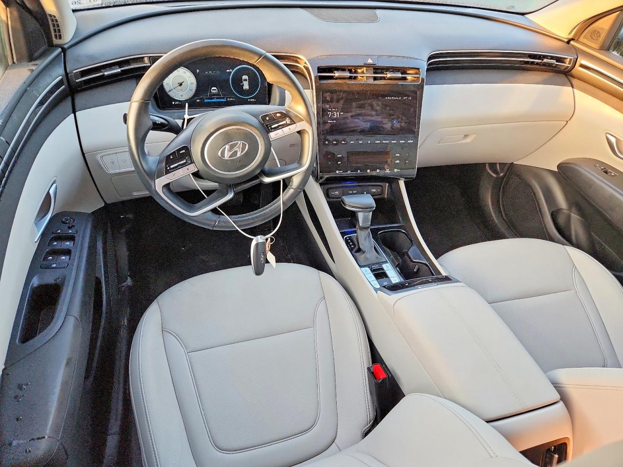 2024 HYUNDAI TUCSON SEL photo 8