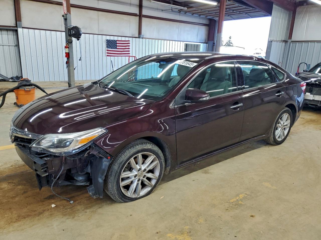 2013 TOYOTA AVALON