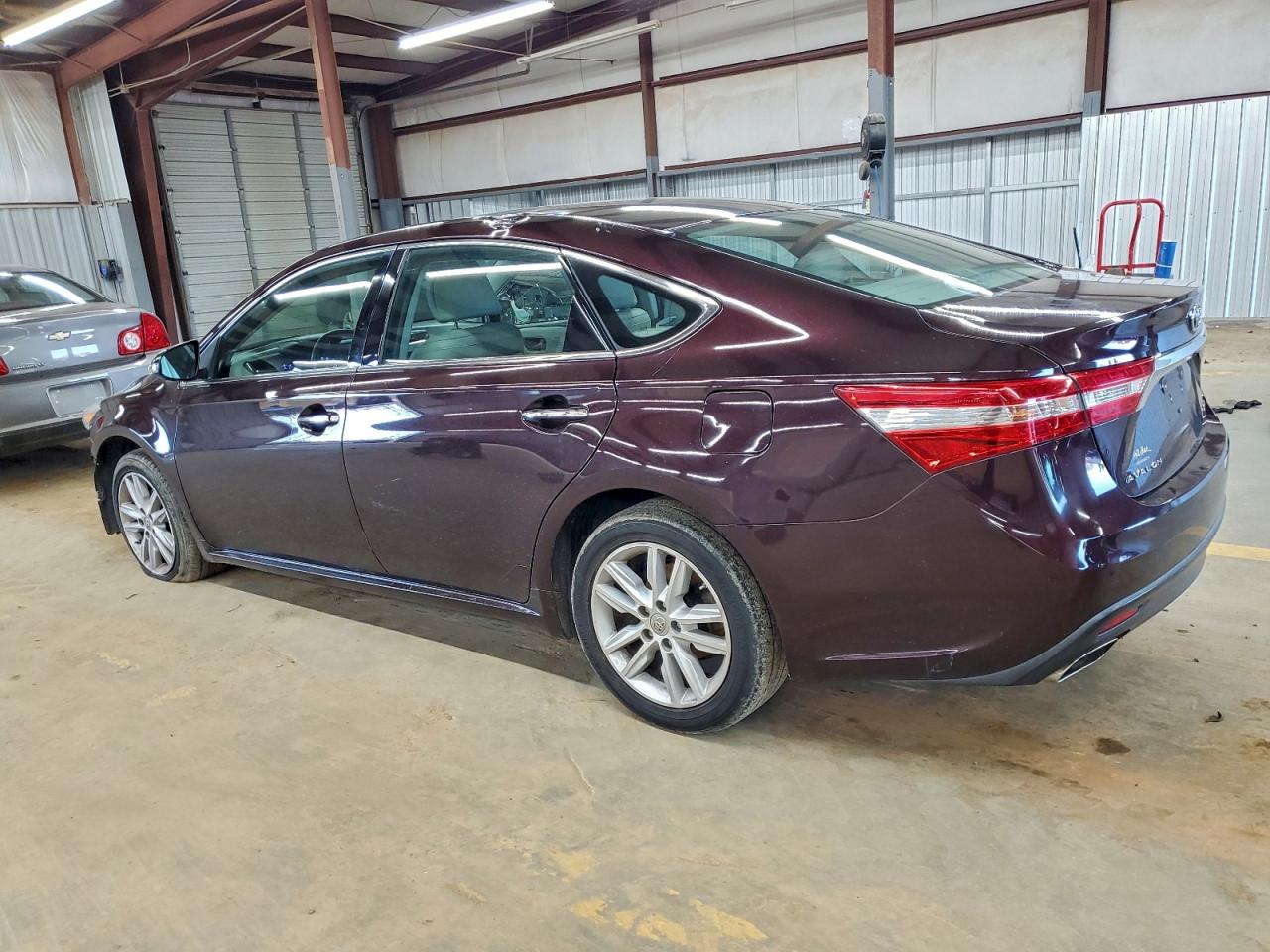 2013 TOYOTA AVALON BASE photo 2