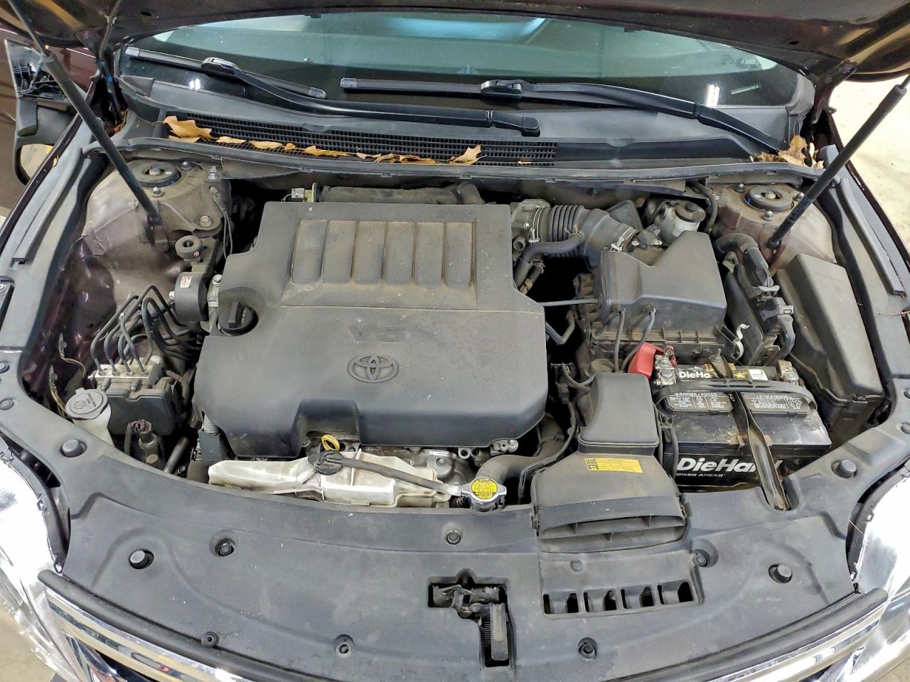2013 TOYOTA AVALON BASE photo 11