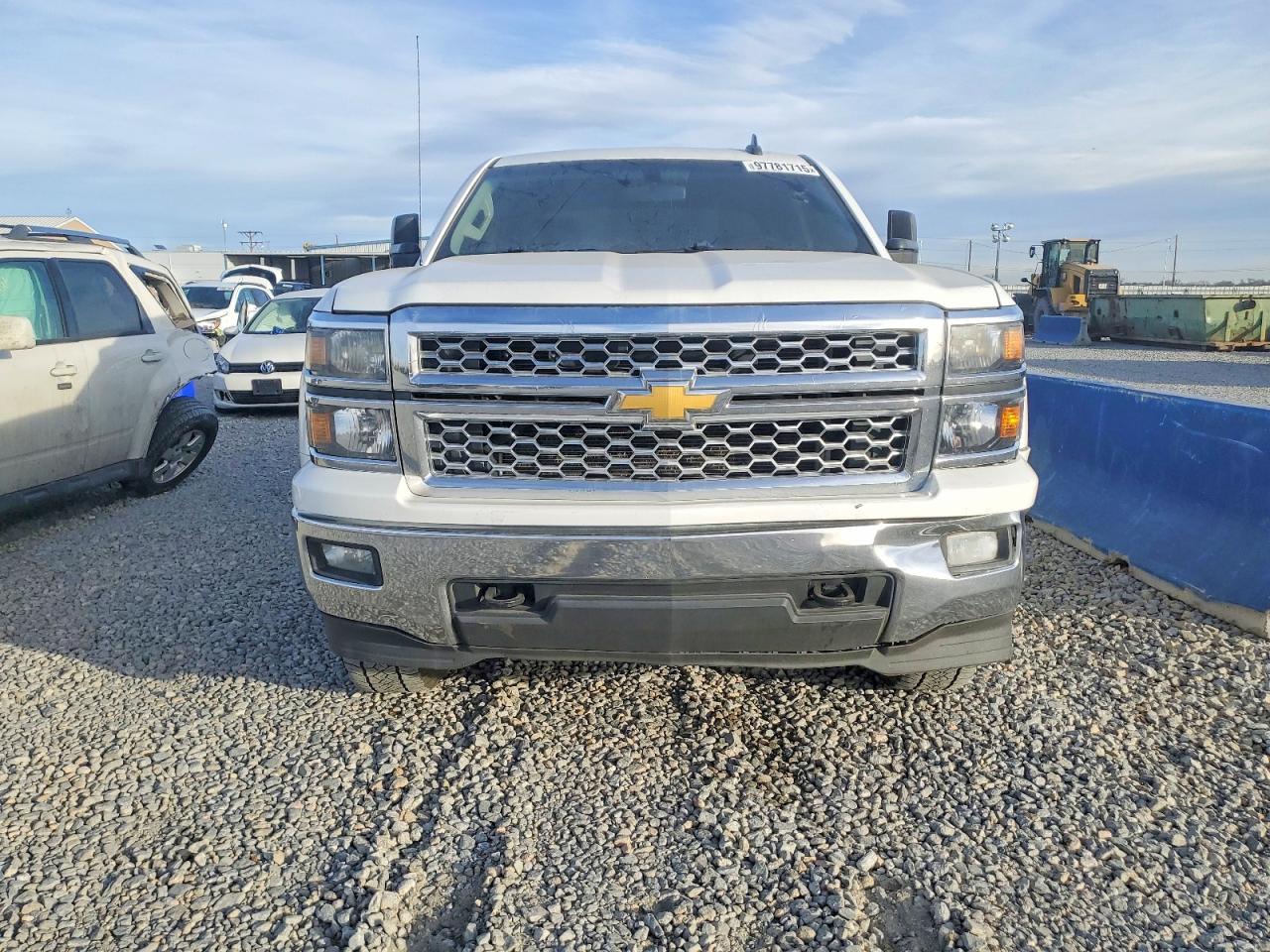 2015 CHEVROLET SILVERADO K1500 LT photo 9