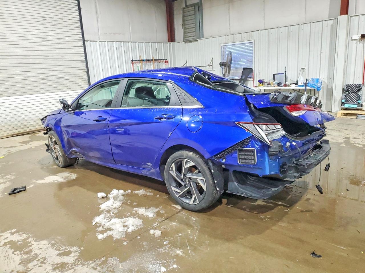 2025 HYUNDAI ELANTRA LIMITED photo 3