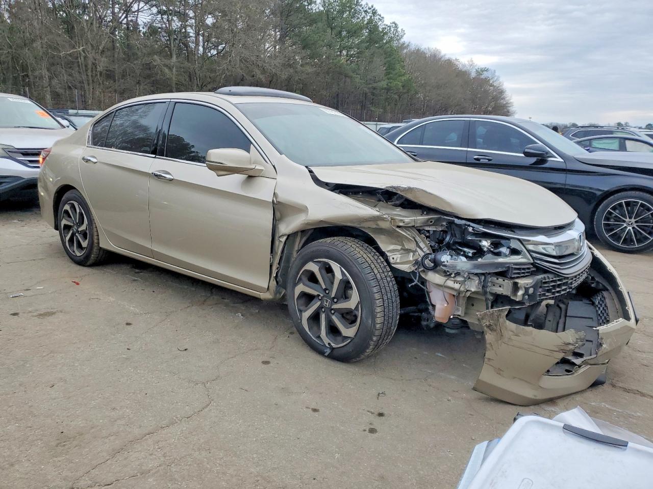 2017 HONDA ACCORD EXL photo 4