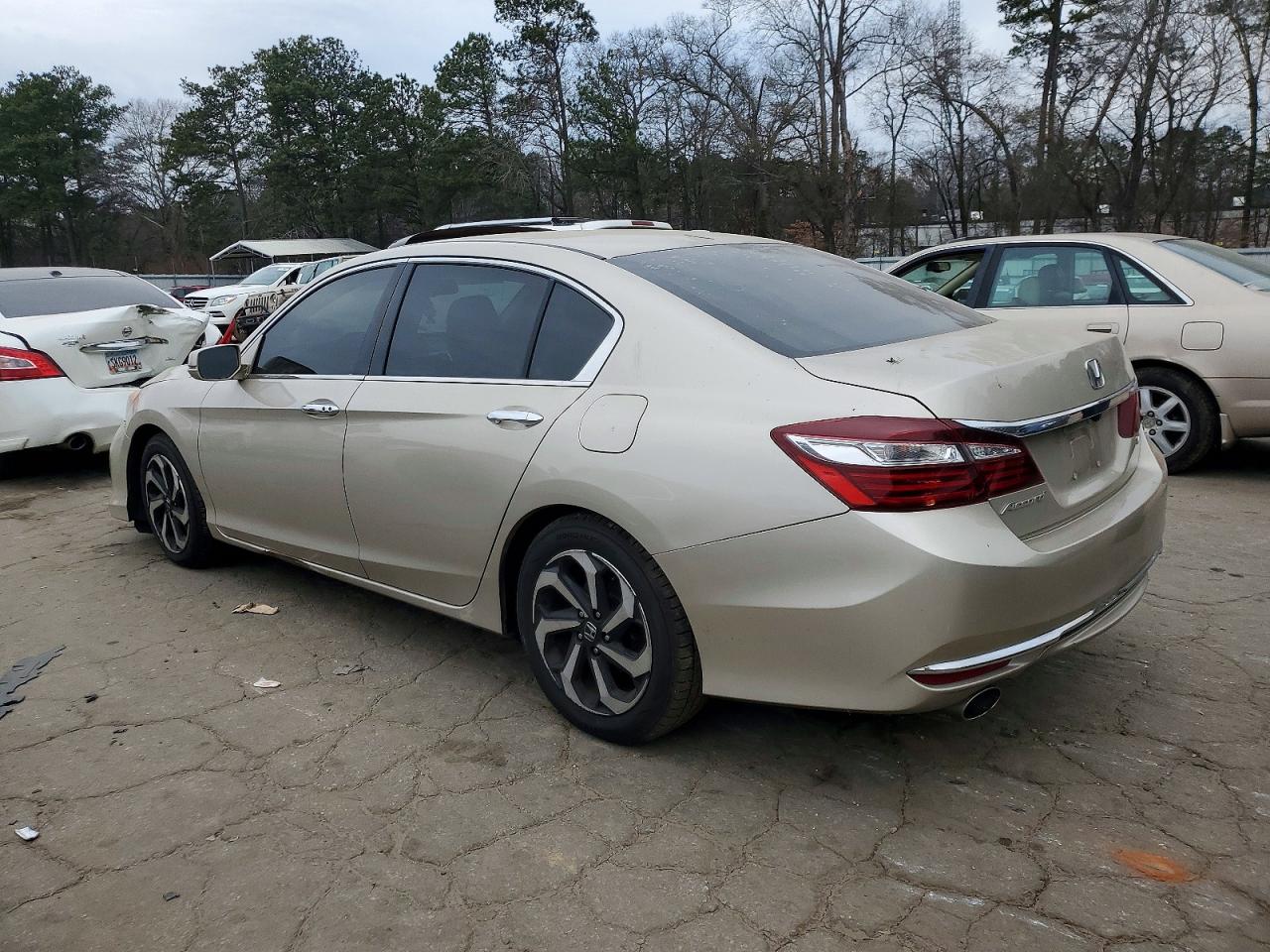 2017 HONDA ACCORD EXL photo 2