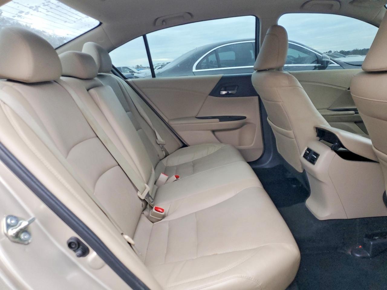 2017 HONDA ACCORD EXL photo 10