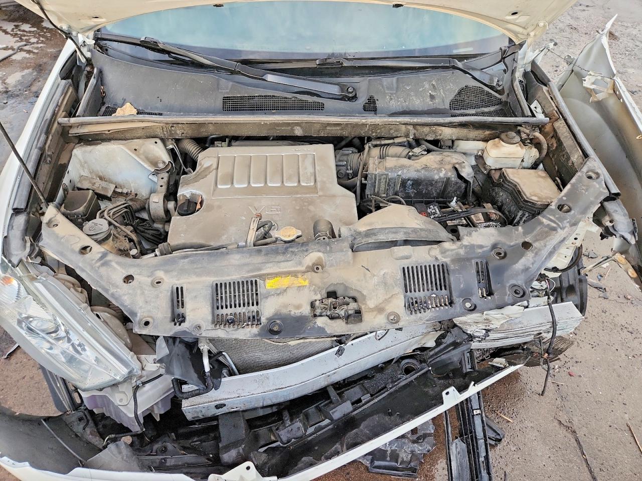 2012 TOYOTA HIGHLANDER BASE photo 12