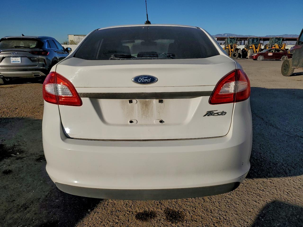 2011 FORD FIESTA SE photo 6