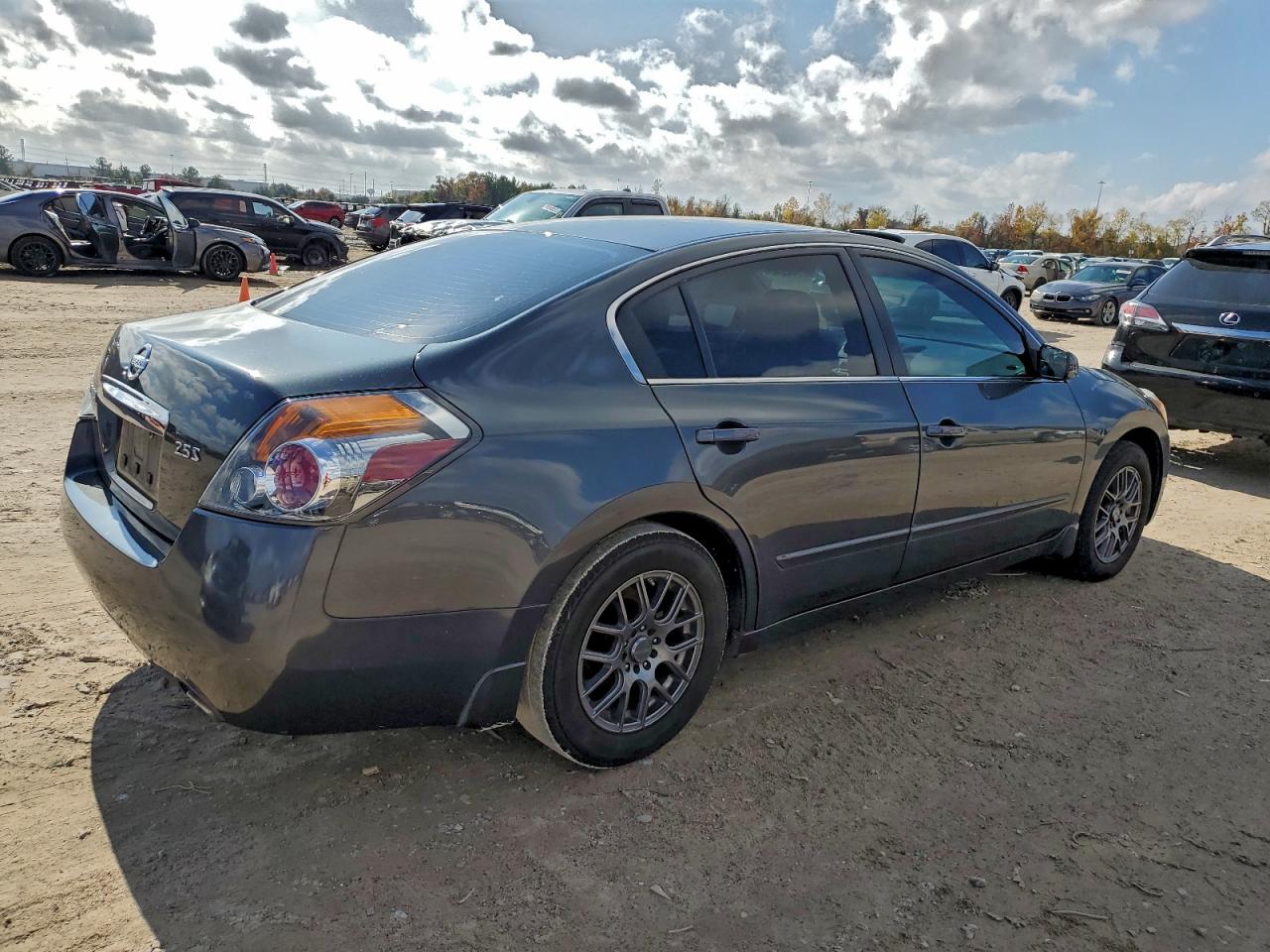 2011 NISSAN ALTIMA BASE photo 3