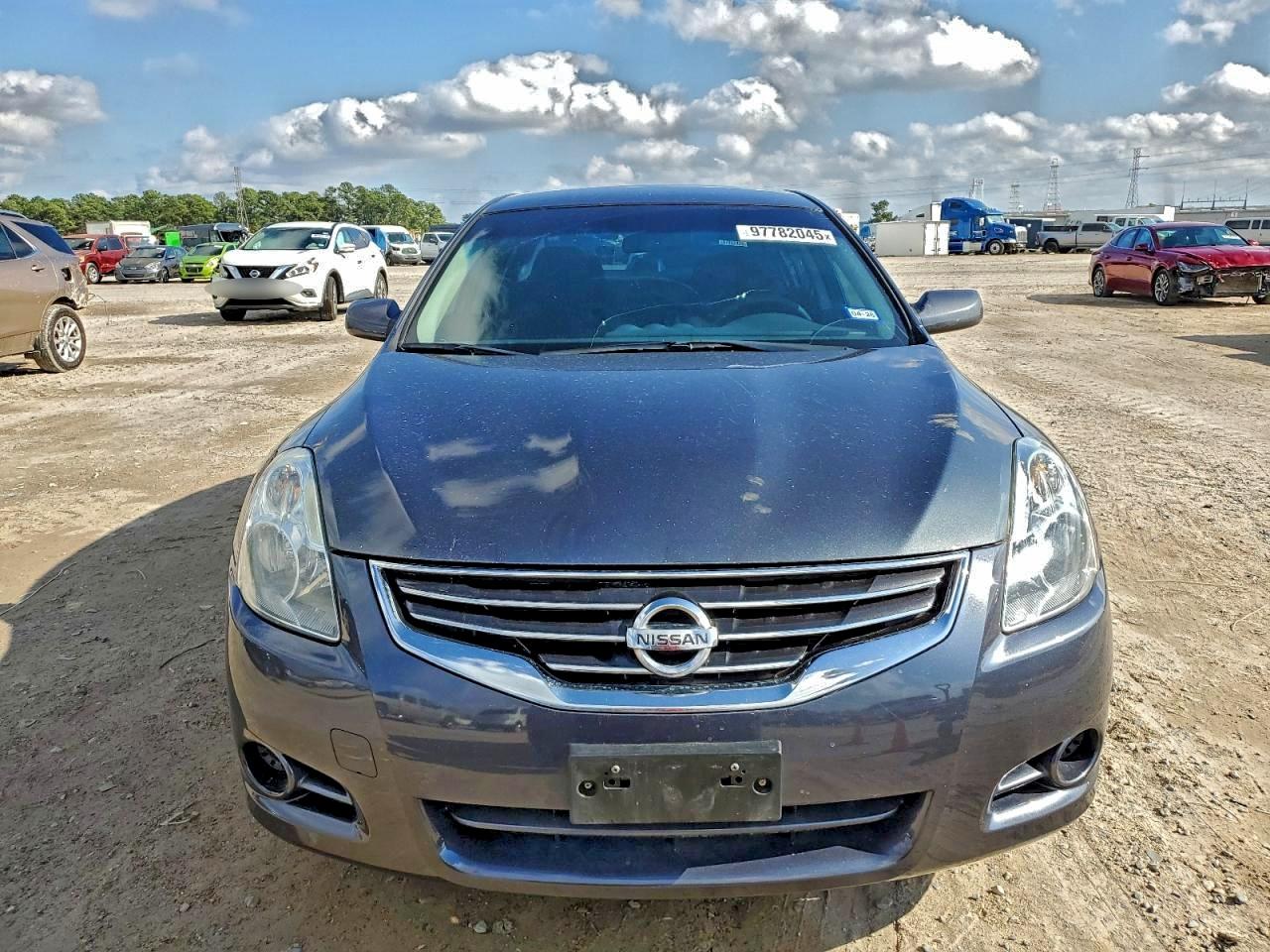 2011 NISSAN ALTIMA BASE photo 5