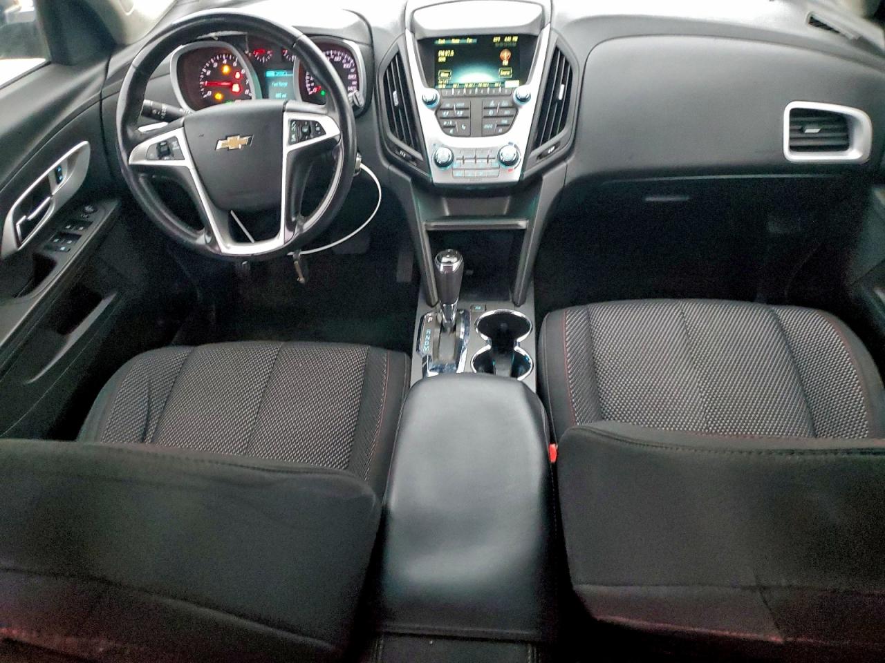 2017 CHEVROLET EQUINOX LT photo 8